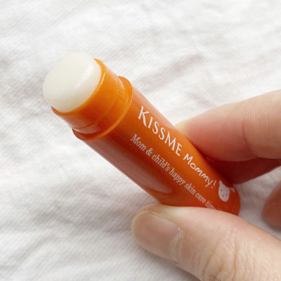 Kem Dưỡng Môi Kissme Mommy Chống Nứt Nẻ Dành Cho Bé Từ 06 Tháng Tuổi Và Da Nhạy Cảm Lip Cream (2.5G)