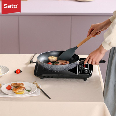 Bếp từ đơn SATO màu đen, bảng điều khiển Tiếng Việt, 5 chế độ nấu, công suất 2000W, bếp cảm ứng mặt kính cường lực chống xước, thân bếp nhựa siêu bền ST-BT061 - Miễn phí vận chuyển toàn quốc - Hàng chính hãng (Tặng kèm nồi lẩu Inox)