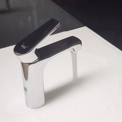 Vòi Lavabo nóng lạnh Eurolife EL-9002 (Trắng bạc)