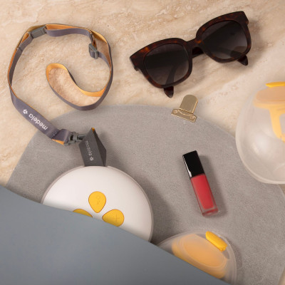 Máy hút sữa điện đôi Medela Swing Maxi Hands Free | Có pin sạc tích hợp, chân sạc USB-C, kết nối Bluetooth, hệ thống khép kín