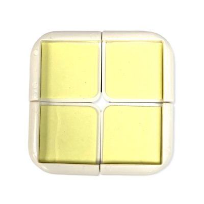 BỘ 4 NÚT NHỰA CHẶN GÓC BÀN AN TOÀN CHO BÉ KUKU - KU5356