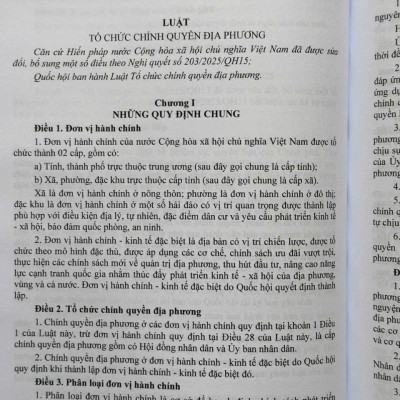 Sách Luật Tổ Chức Chính Quyền Địa Phương – Đơn Vị Hành Chính Cấp Tỉnh và Danh Sách Đơn Vị Hành Chính Cấp Xã của 34 Tỉnh, Thành Phố (V2591T)