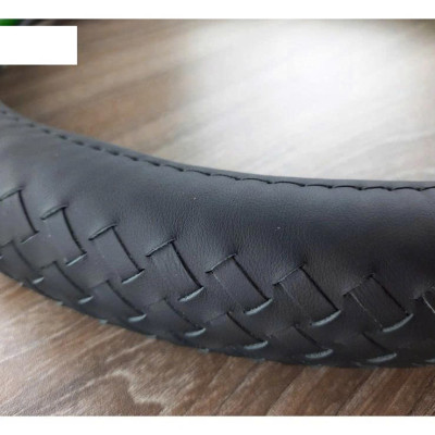 Bọc vô lăng cao cấp chất liệu da thật - Khâu tay 100% size M - nhãn hiệu Macsim mã L15T