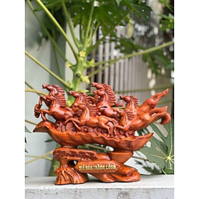 Tượng con ngựa mã đáo thành công bằng gỗ hương đá kt 42×34×12cm