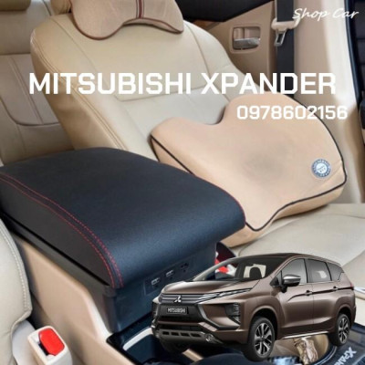 Hộp Tỳ Tay Dành Cho Xe Mitsubishi Xpander Mẫu Bệt Tích Hợp 3 Cổng Sạc USB
