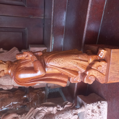 Tượng trần quốc tuần ,trần hưng đạo vương bằng gỗ hương  kt cao 60