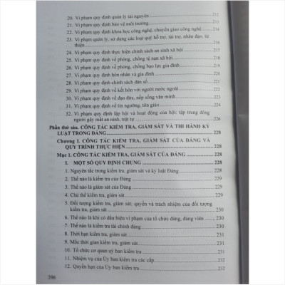 Sách Quy Định Lấy Phiếu Tín Nhiệm Đối Với Các Chức Danh, Chức Vụ Lãnh Đạo, Quản Lý Trong Hệ Thống Chính Trị - V2245T