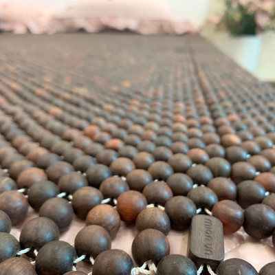 Chiếu Hạt gỗ Trắc Mộc - Kích thước 1,6mx2m hạt 1.2cm ( video,hình thật )