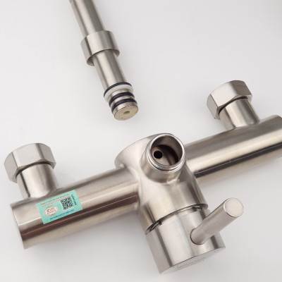 Vòi rửa chén âm tường cần lò xo Inox SUS 304 Eurolife EL-T017AT (Trắng vàng)