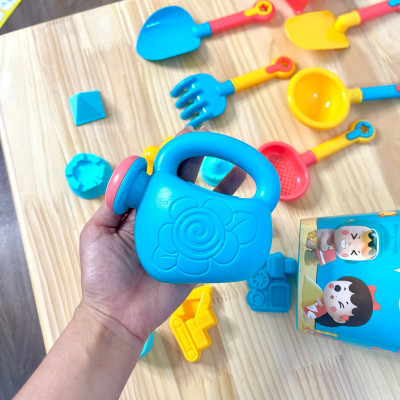 Bộ 18 món đồ chơi đi biển cho bé 