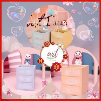 Hộp Cắm Bút Mèo Quàng Khăn Đỏ Công Chúa Dễ Thương - Art House