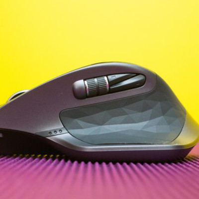 Chuột không dây Bluetooth Logitech MX Master 2s - form to, dùng mọi bề mặt, con lăn Hyperfast, sạc nhanh USB-A, phù hợp Mac/ Laptop - Hàng chính hãng