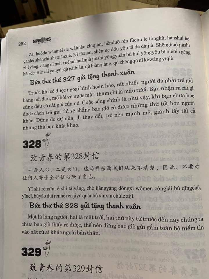 Combo 2 sách Luyện giải đề thi HSK cấp 5 có mp3 nghe + Gởi tôi thời thanh xuân song ngữ Trung việt có phiên âm có mp3 nghe +DVD tài liệu