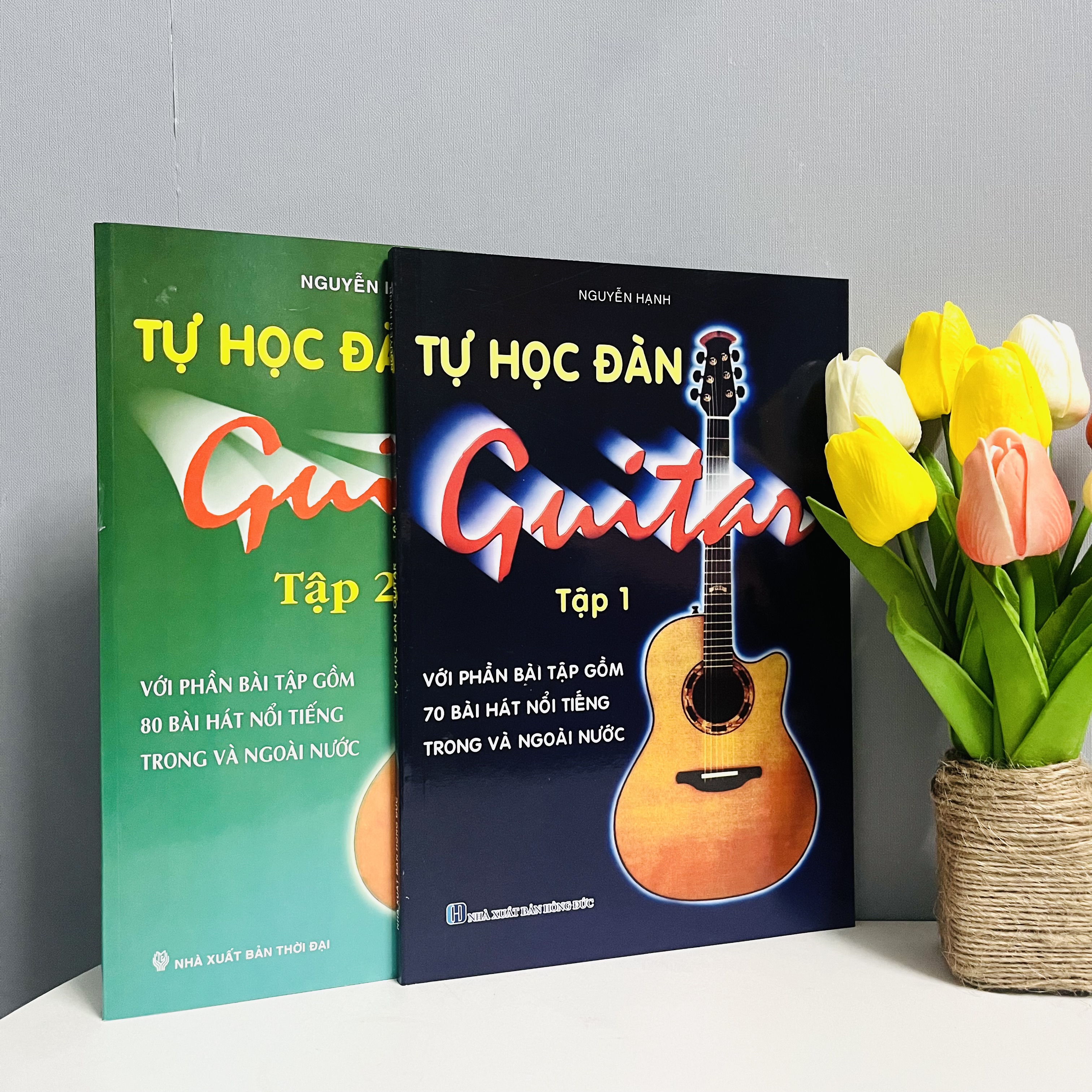 Combo Tự Học Đàn Guitar (Bộ 2 Tập) (Với Phần Bài Tập Gồm 150 Bài Hát Nổi Tiếng Trong Và Ngoài Nước)