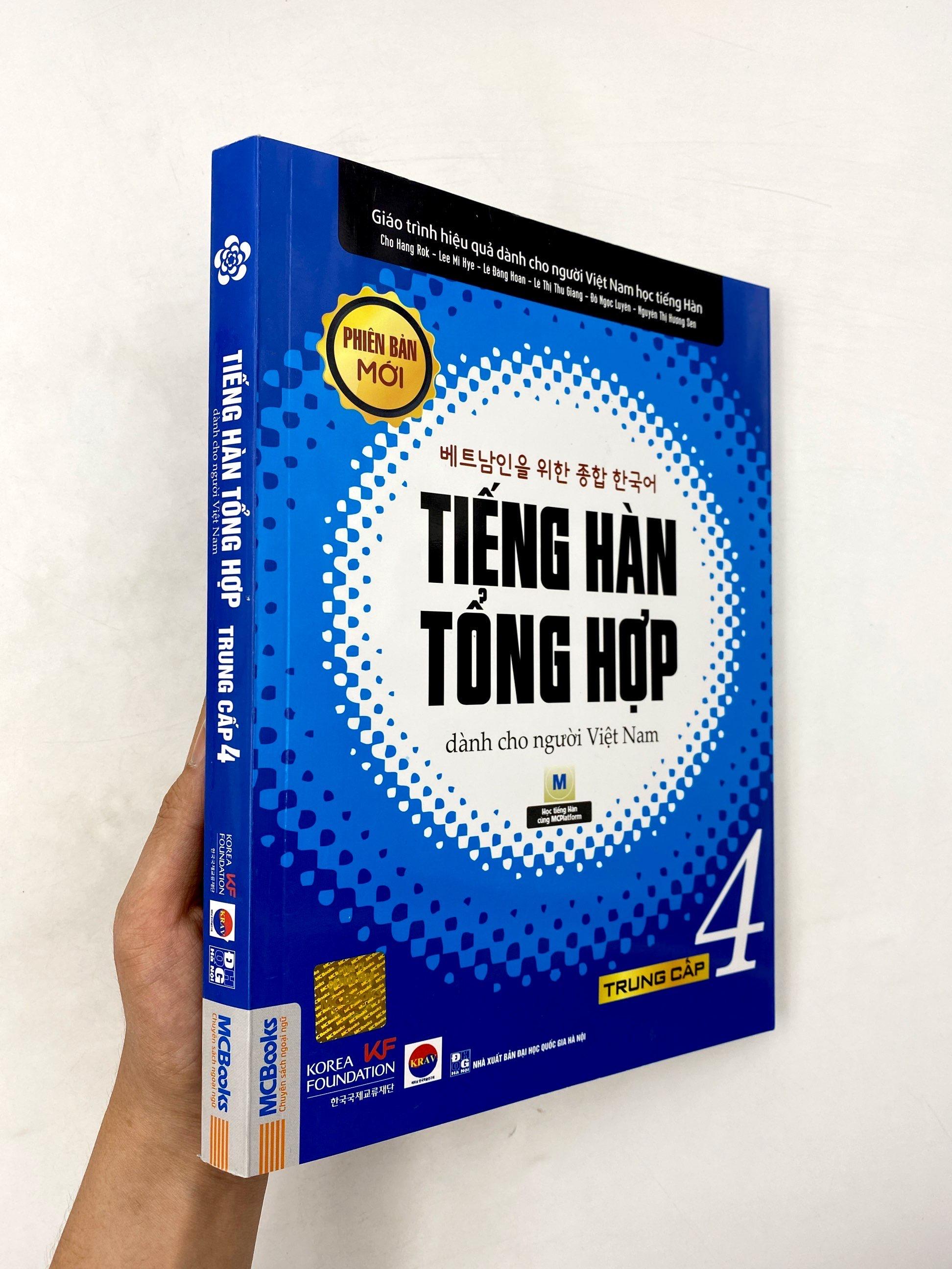 Tiếng Hàn Tổng Hợp Trung Cấp 4 (Phiên Bản Mới – Đen Trắng)