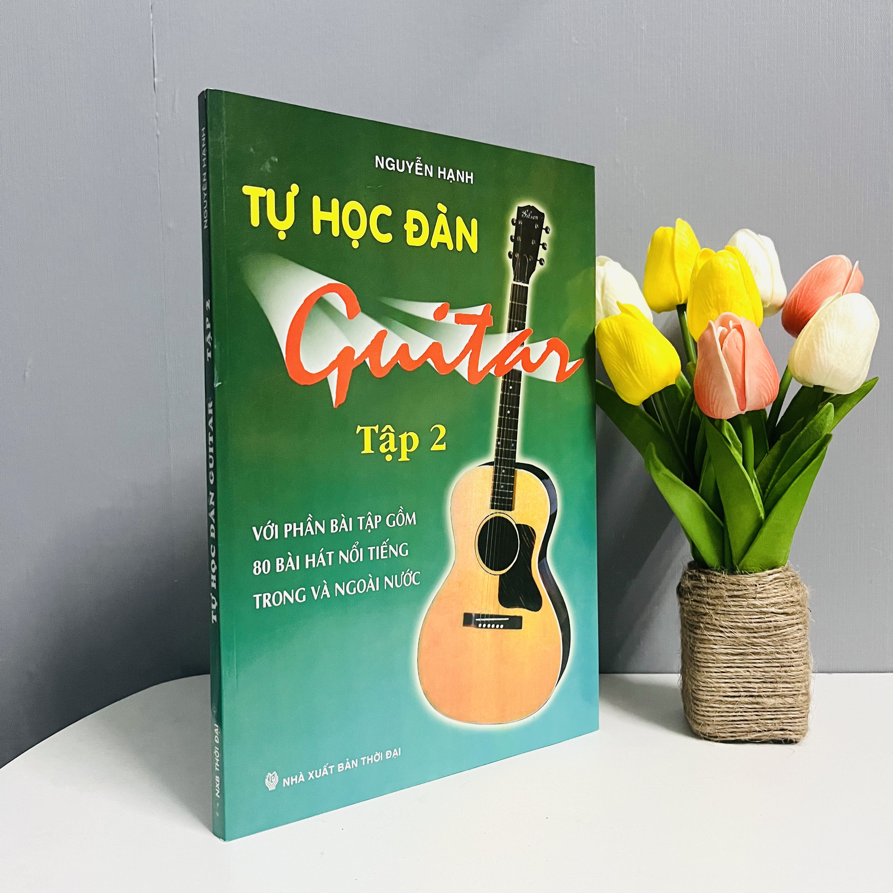 Combo Tự Học Đàn Guitar (Bộ 2 Tập) (Với Phần Bài Tập Gồm 150 Bài Hát Nổi Tiếng Trong Và Ngoài Nước)