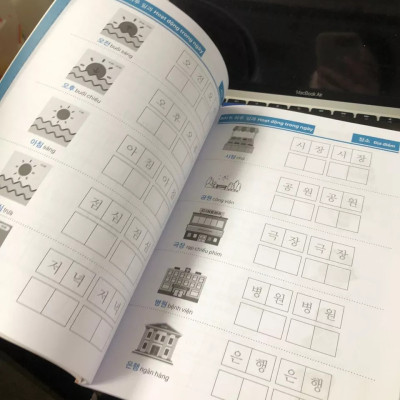 Sách - Tập viết Tiếng Hàn - Luyện viết chữ đẹp như người Hàn bản mới 2023