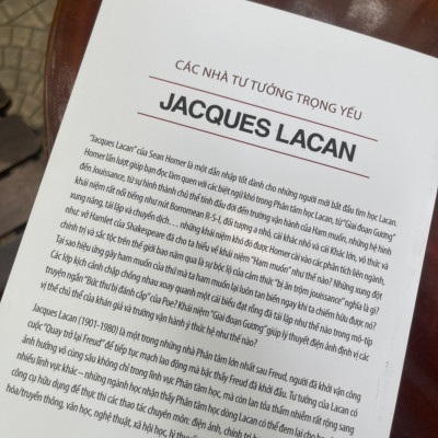 (Tuyển tập Các nhà Tư tưởng Trọng Yếu) (Combo 2 cuốn) JACQUES LACAN (bìa mềm) và MICHEL FOUCAULT (bìa cứng) - Sean Homer và Sara Mills - Nguyễn Bảo Trung dịch – Khaiminhbook – NXB Dân trí