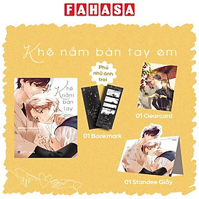 Sách - Khẽ Nắm Bàn Tay Em - Tặng Kèm Bookmark Phủ Nhũ Ánh Trai + Clearcard + Standee Giấy