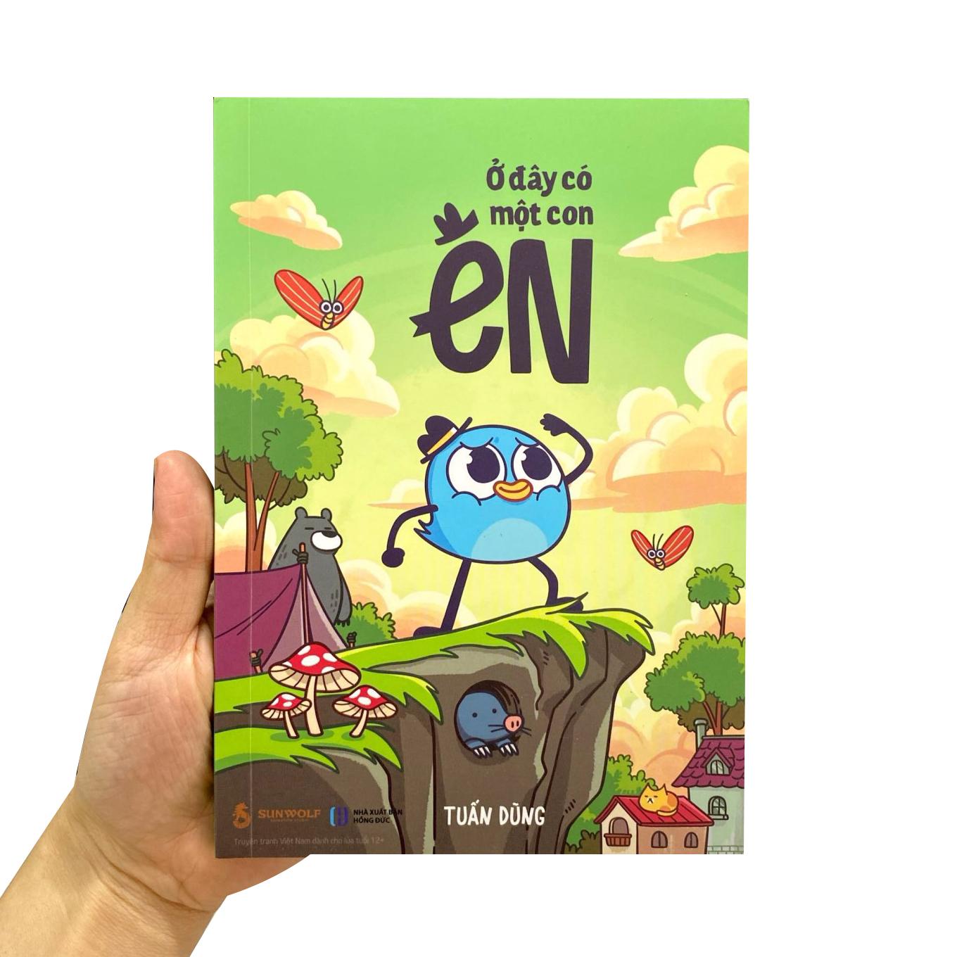 Sách - Ở Đây Có Một Con Én