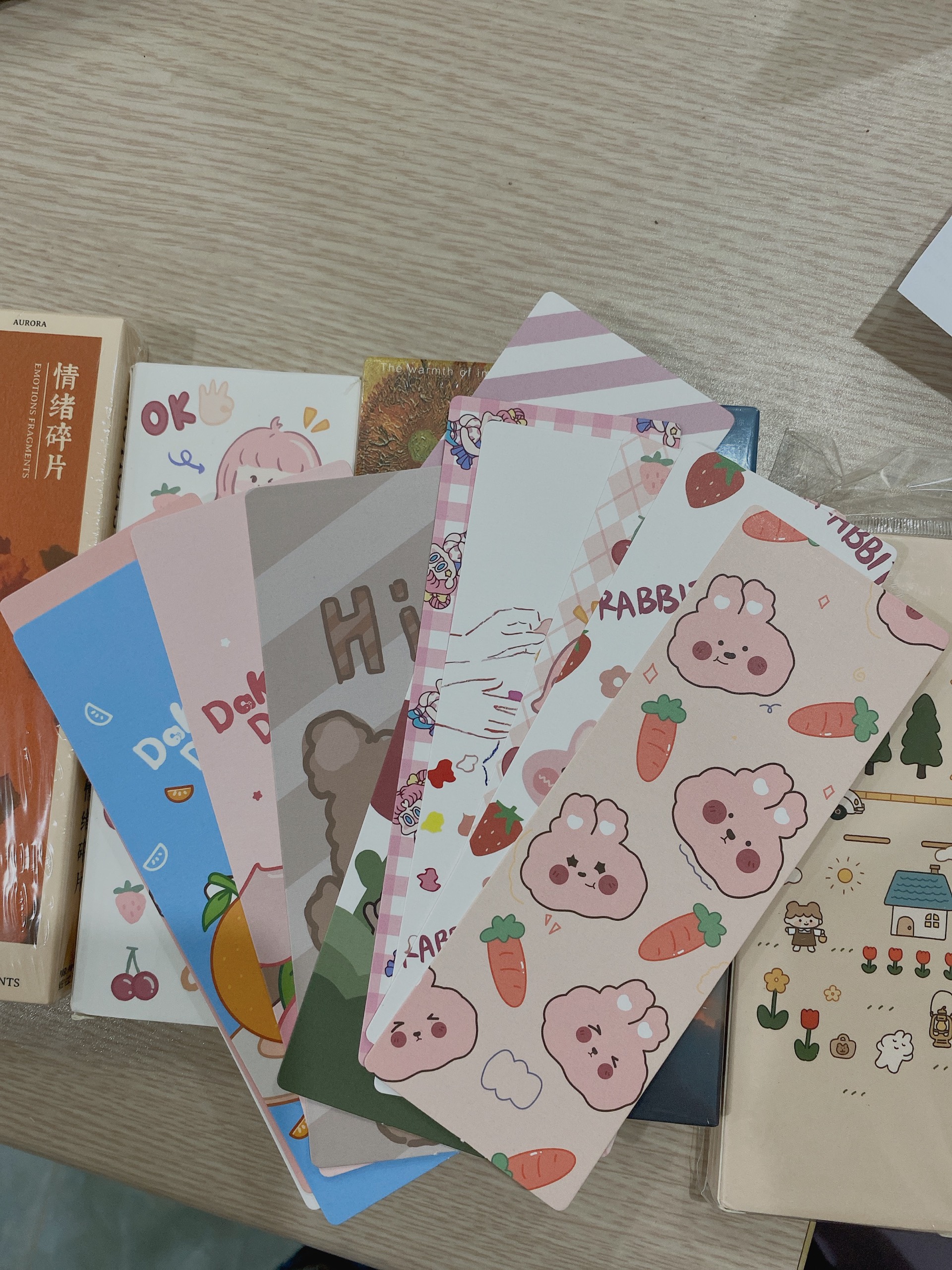 Sách Nhã Nam - Totto-Chan Bên Cửa Sổ (Tặng Bookmark)