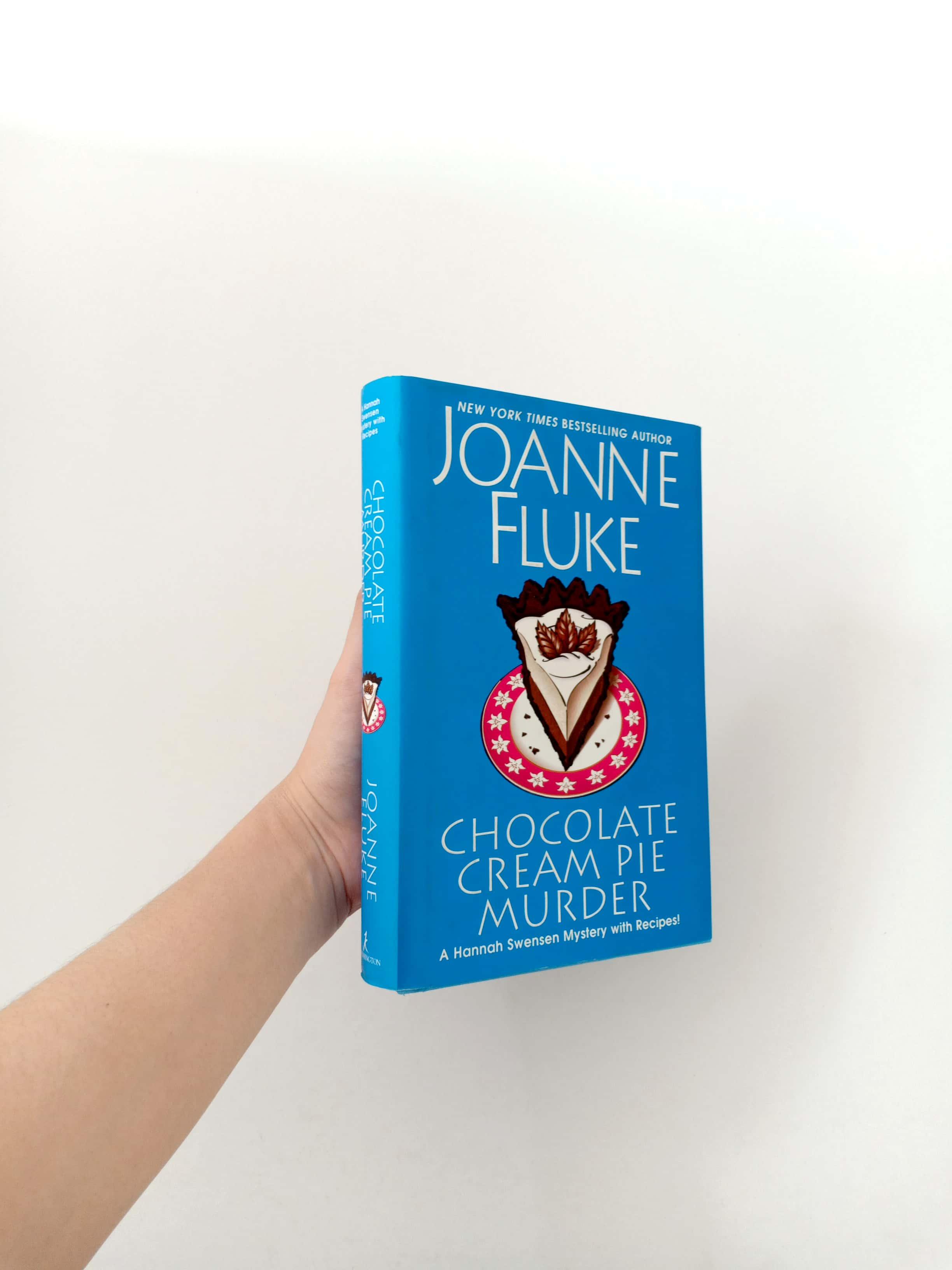 Chocolate Cream Pie Murder (A Hannah Swensen Mystery)