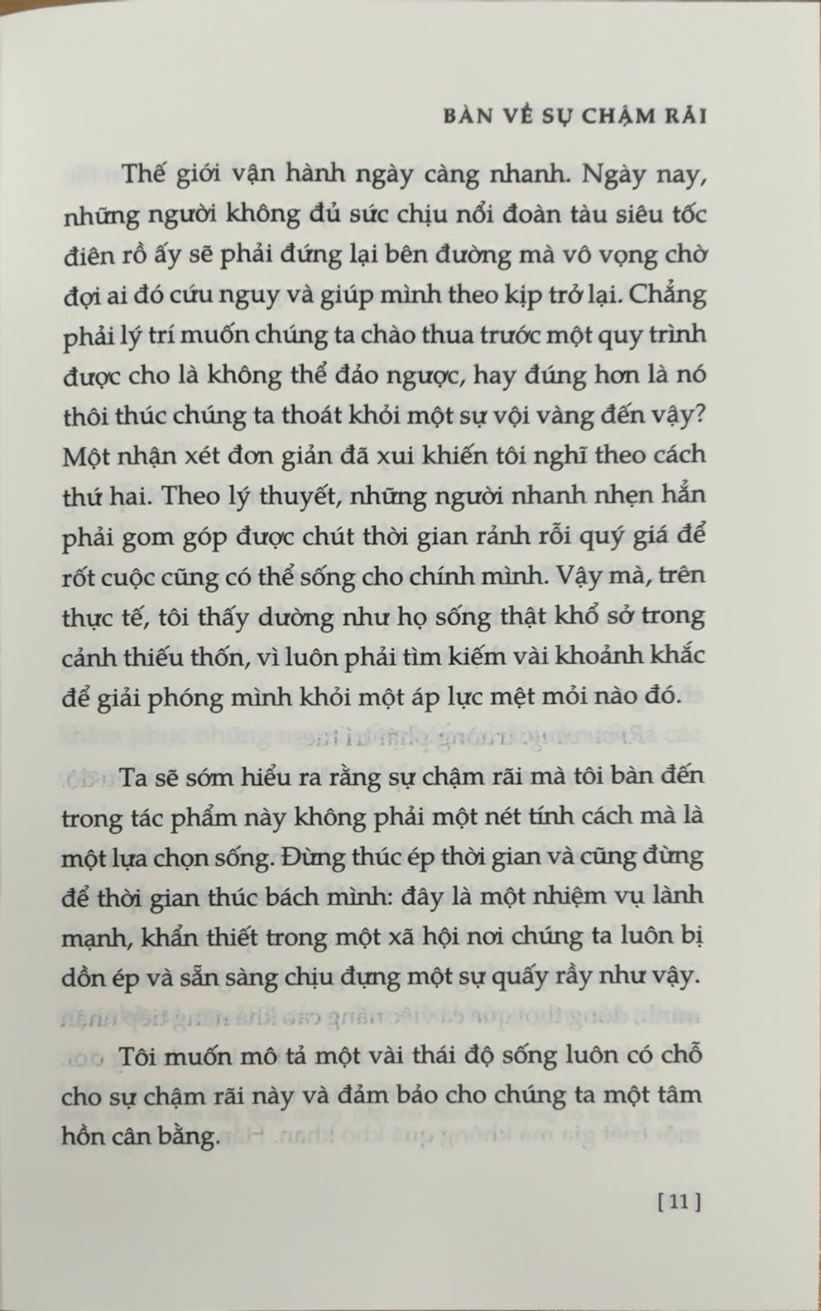 Sách - Bàn về sự chậm rãi (cho những ai không muốn thúc ép thời gian, hoặc bị thời gian thúc ép) (Nhã Nam Official)