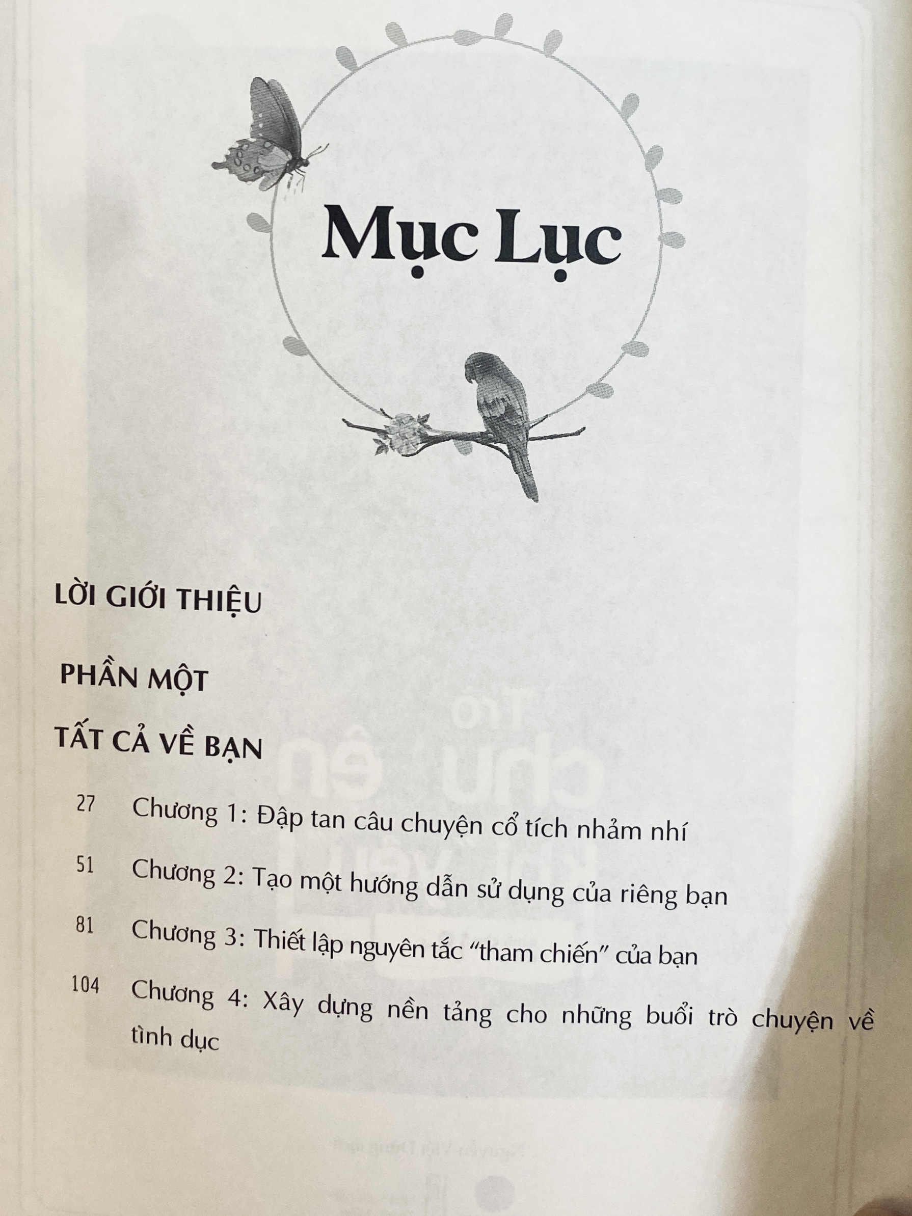 Sách - Trò chuyện khi yêu