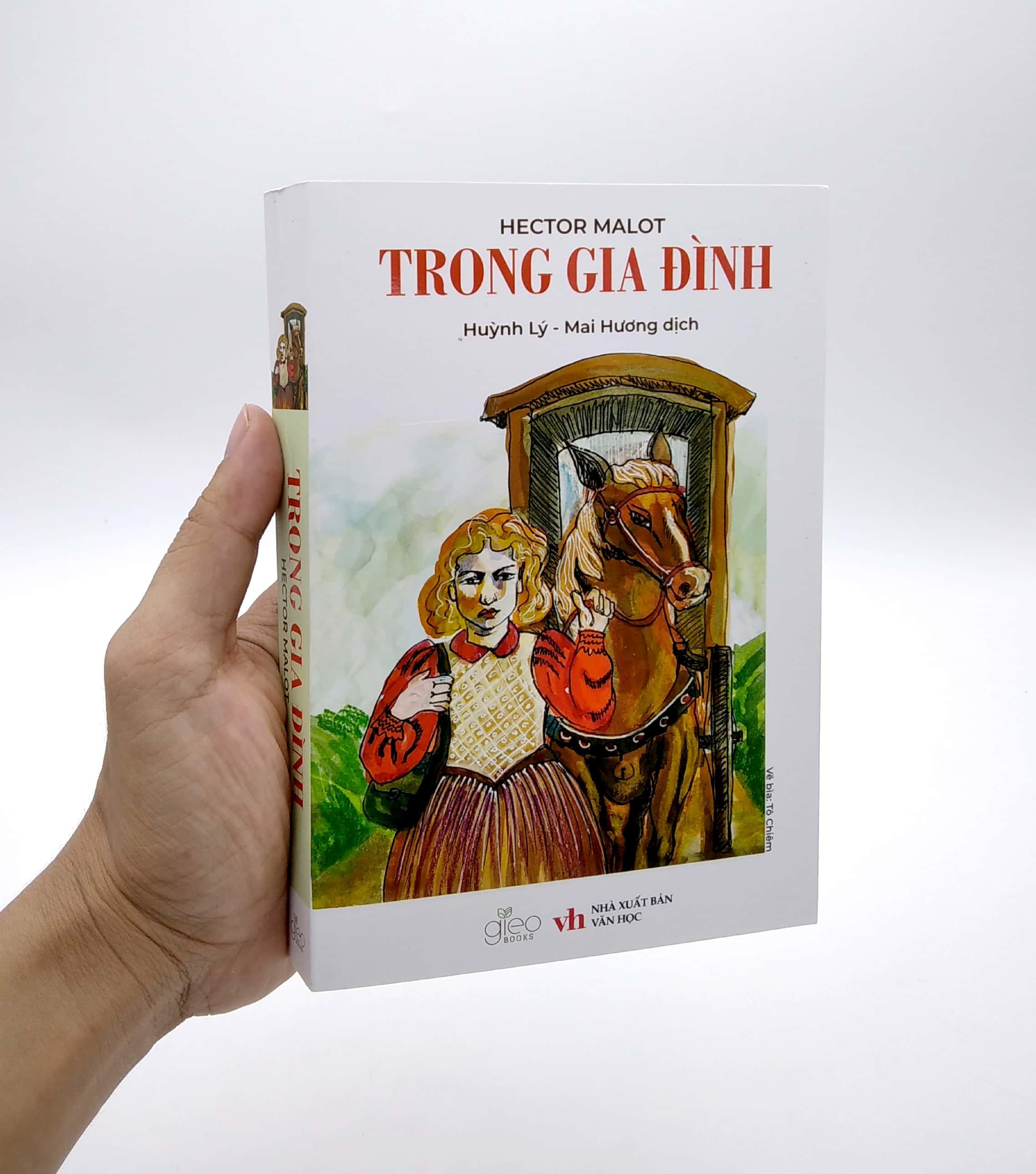 Trong Gia Đình (Tazano)