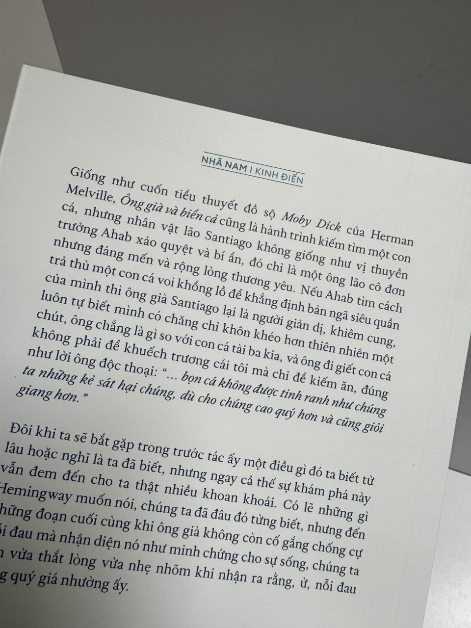 ÔNG GIÀ VÀ BIỂN CẢ - Ernest Hemingway - Hiền Trang dịch - Nhã Nam - Nhà xuất bản Văn Học.