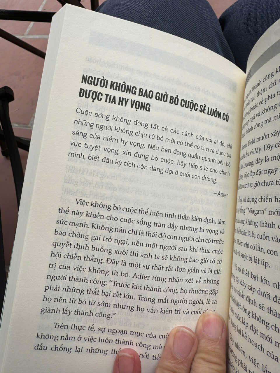 BẠN ĐANG SỐNG HAY CHỈ TỒN TẠI? - ĐI TÌM LẼ SỐNG THEO TRIẾT LÝ CỦA ALFRED ADLER - Diệp Châu - Bizbooks