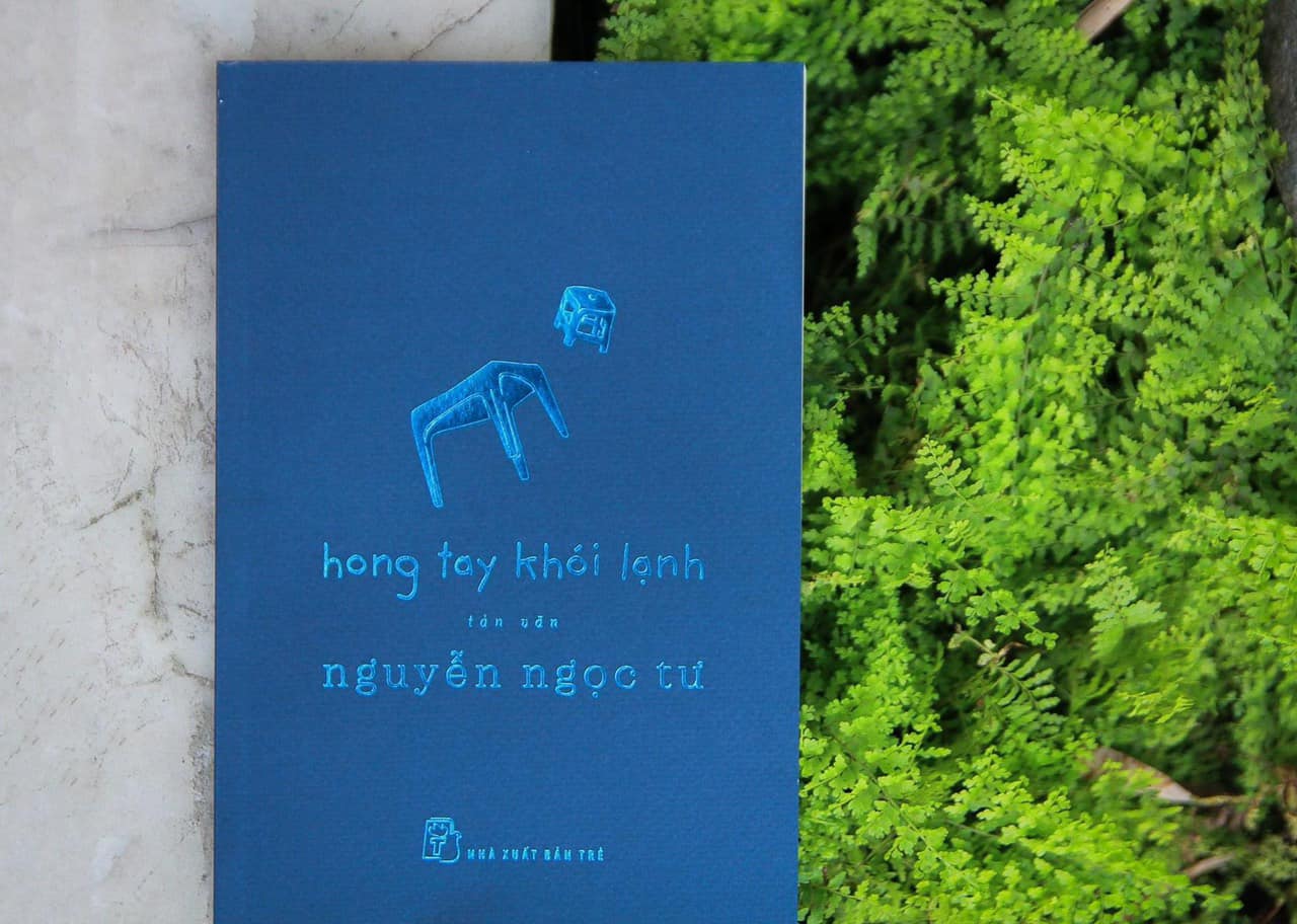 HONG TAY KHÓI LẠNH - NGUYỄN NGỌC TƯ -