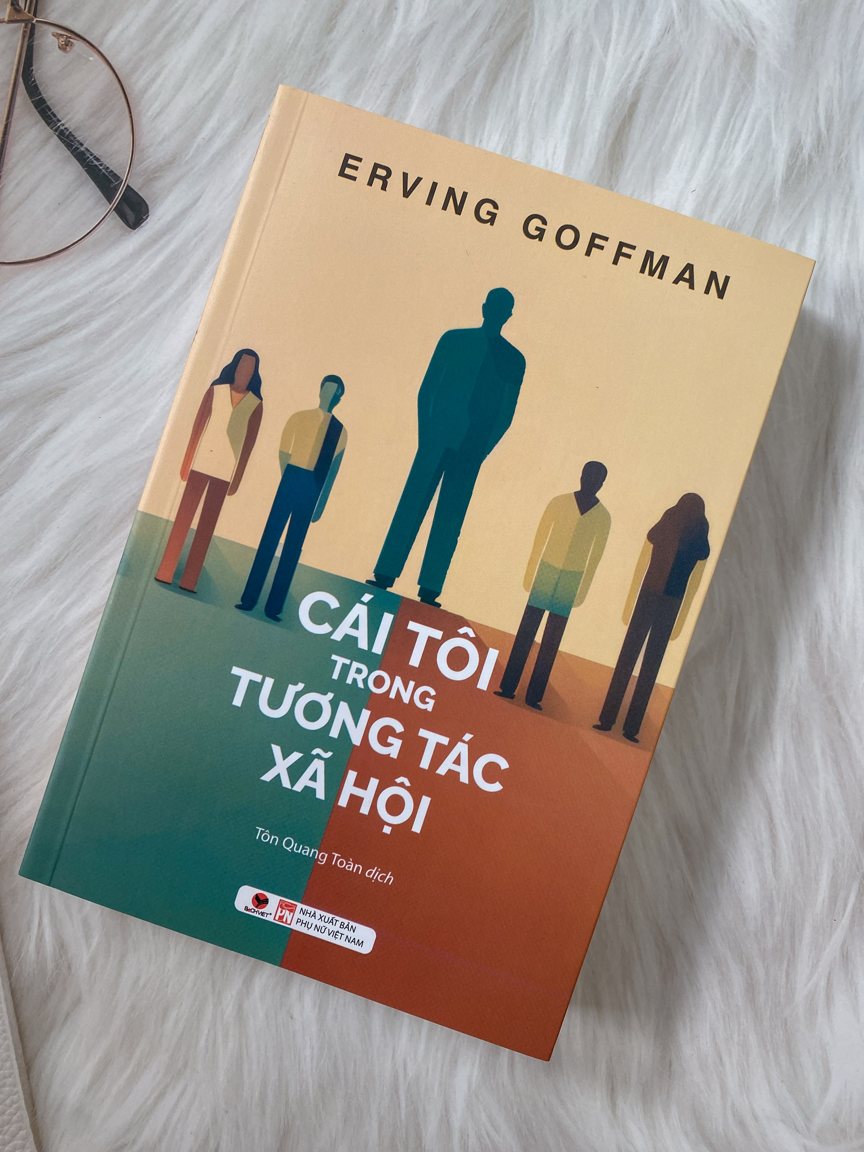 Sách - Cái Tôi Trong Tương Tác Xã Hội
