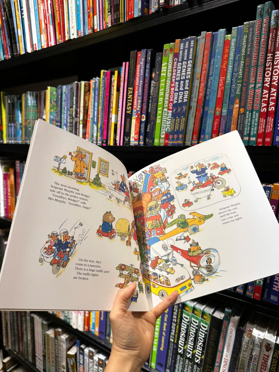 Sách - A Day at the Police Station by Richard Scarry