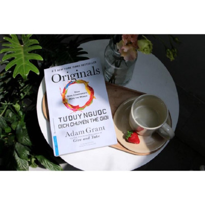 Combo Tư duy ngược dịch chuyển thế giới + Einstein