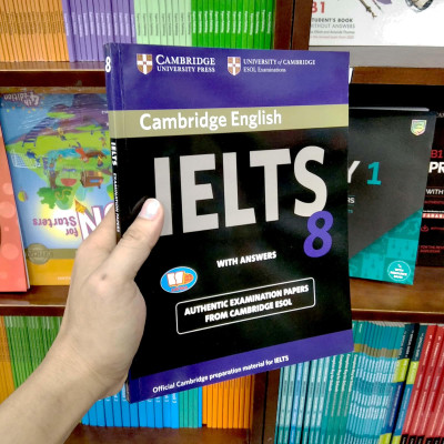 Cambridge IELTS 8 With Answers (Ngôn ngữ Tiếng Anh)