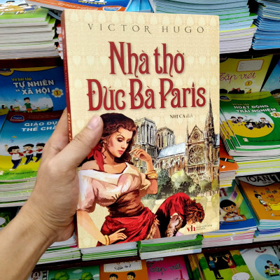 Nhà Thờ Đức Bà Paris (Tái Bản 2022)