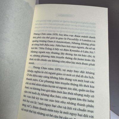 HIPPIE - NHỮNG KẺ LÃNG DU – Paulo Coelho – Trần Hải Đức dịch – Nhã Nam - NXB Hội Nhà Văn