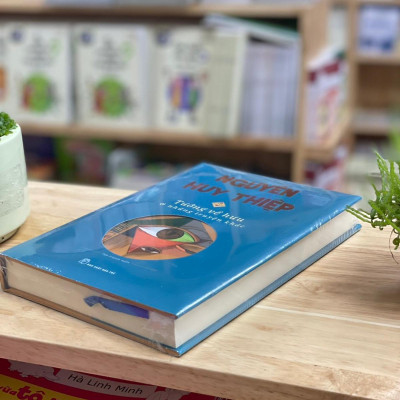 [Bìa cứng] NGUYỄN HUY THIỆP – TƯỚNG VỀ HƯU và những truyện ngắn khác - NXB Trẻ