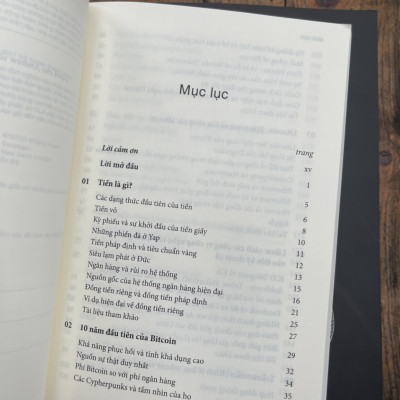 CUỘC CÁCH MẠNG TIỀN MÃ HÓA – Ngành tài chính trong kỷ nguyên của Bitcon, blockchain và token – Rhian Lewis – Hà Phương Anh dịch – NXB Xây Dựng (Bìa mềm)