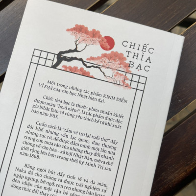 (Một trong những tác phẩm KINH ĐIỂN VĨ ĐẠI của văn học Nhật hiện đại với hơn 1 triệu bản đã được bán ra ) CHIẾC THÌA BẠC - Kansuke Naka - Khánh Trang dịch – 1980 Books – NXB Thanh Niên 