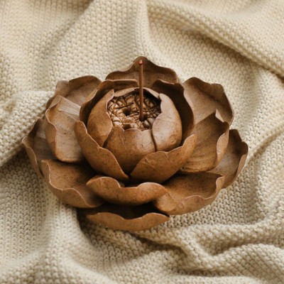 Hoa gốm xông đốt trầm và deco nhà cửa hàng cao cấp