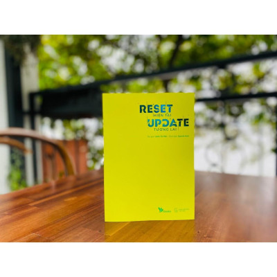 Sách - Reset Hiện Tại, Update Tương Lai
