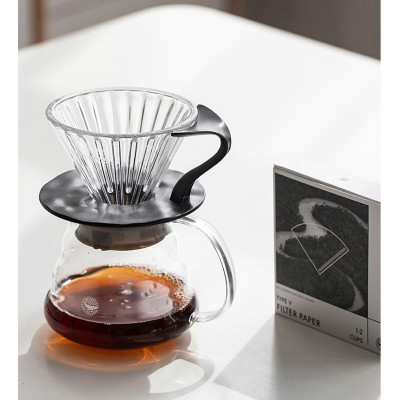 Phễu thuỷ tinh V60 rãnh thẵng đế nhựa đen CAFE DE KONA
