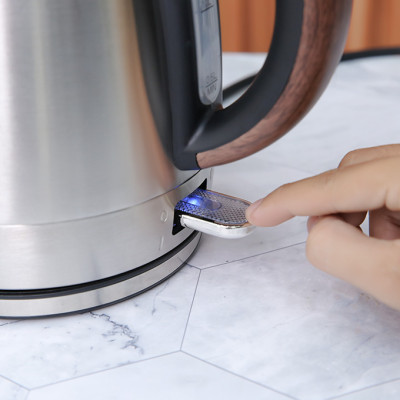 Bình đun siêu tốc Sharp 1.7 lít EKJ-17EVSD-WD - Hàng chính hãng