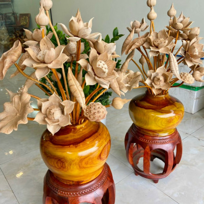 1 Bình hoa sen gỗ hương đỏ, trang trí phòng khách ,phòng thờ ,25 cành hoa lá gương bằng gỗ ngọc am thơm phức  