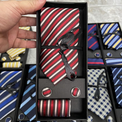 Cà vạt nam quà tặng cho người thân Noel và năm mới 2022 Giangpkc hộp dài