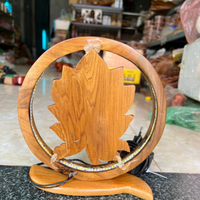 Tượng Diện phật có lắp bóng đèn bằng gỗ bách xanh thơm nức kt 20×20×6cm