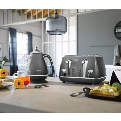 [Hàng chính hãng] Ấm đun nước siêu tốc DeLonghi Icona Metallics KBOT2001 (BG/ GY)