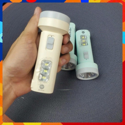 Đèn pin cầm tay mini công suất 3W - DP  nhỏ gọn -  Đèn pin cầm tay đa năng 
